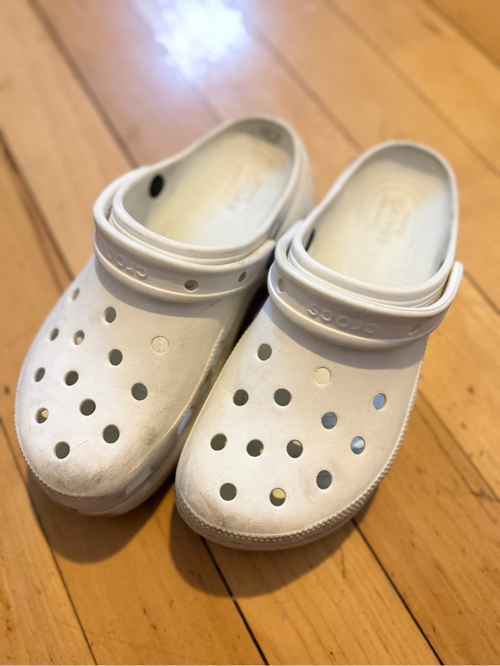 Crocs classic platform clog white